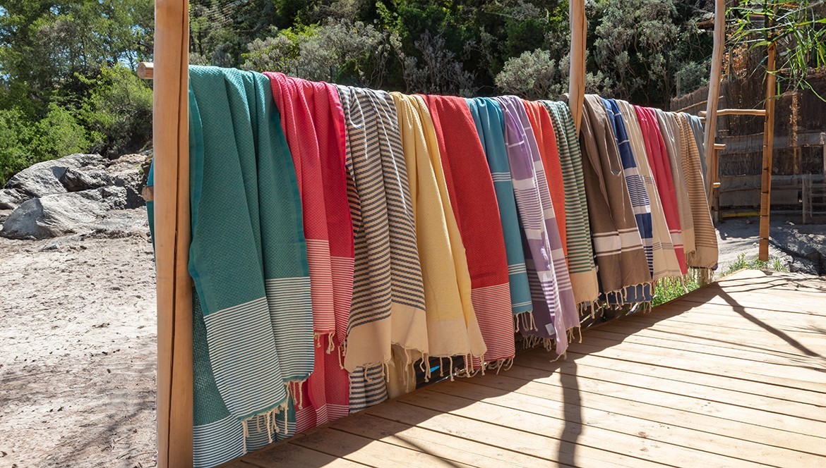 Le vrai coût d’une fouta à 10€ : enquête